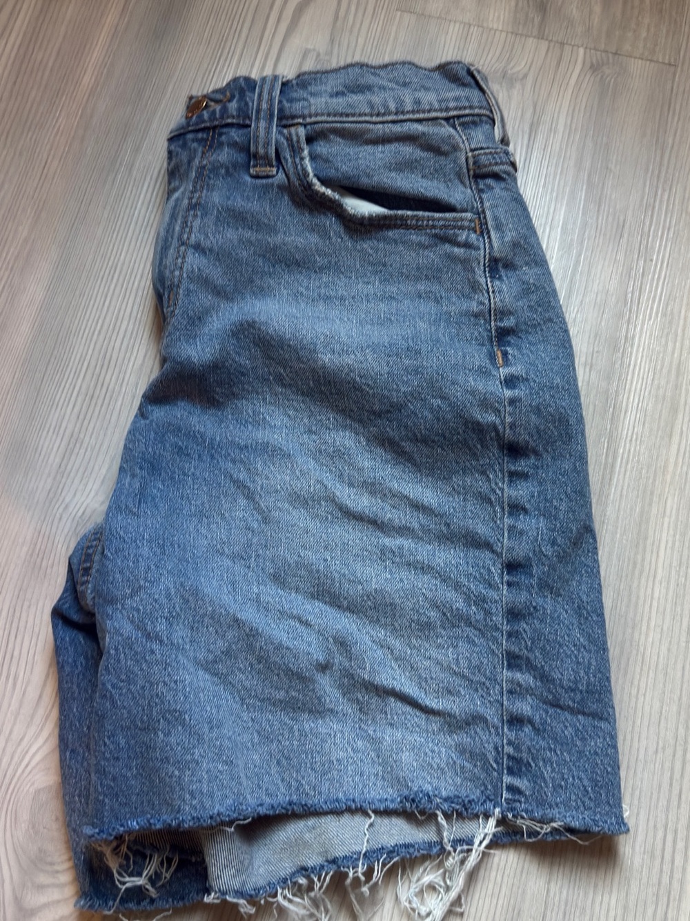 Universal Thread Women’s Dark Blue Jean Shorts